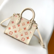 Louis Vuitton Shopping Bags